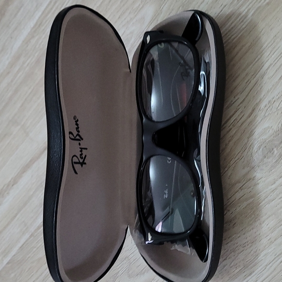 RayBan 5184 Wayfarer 2000 frame Black - Picture 6 of 6